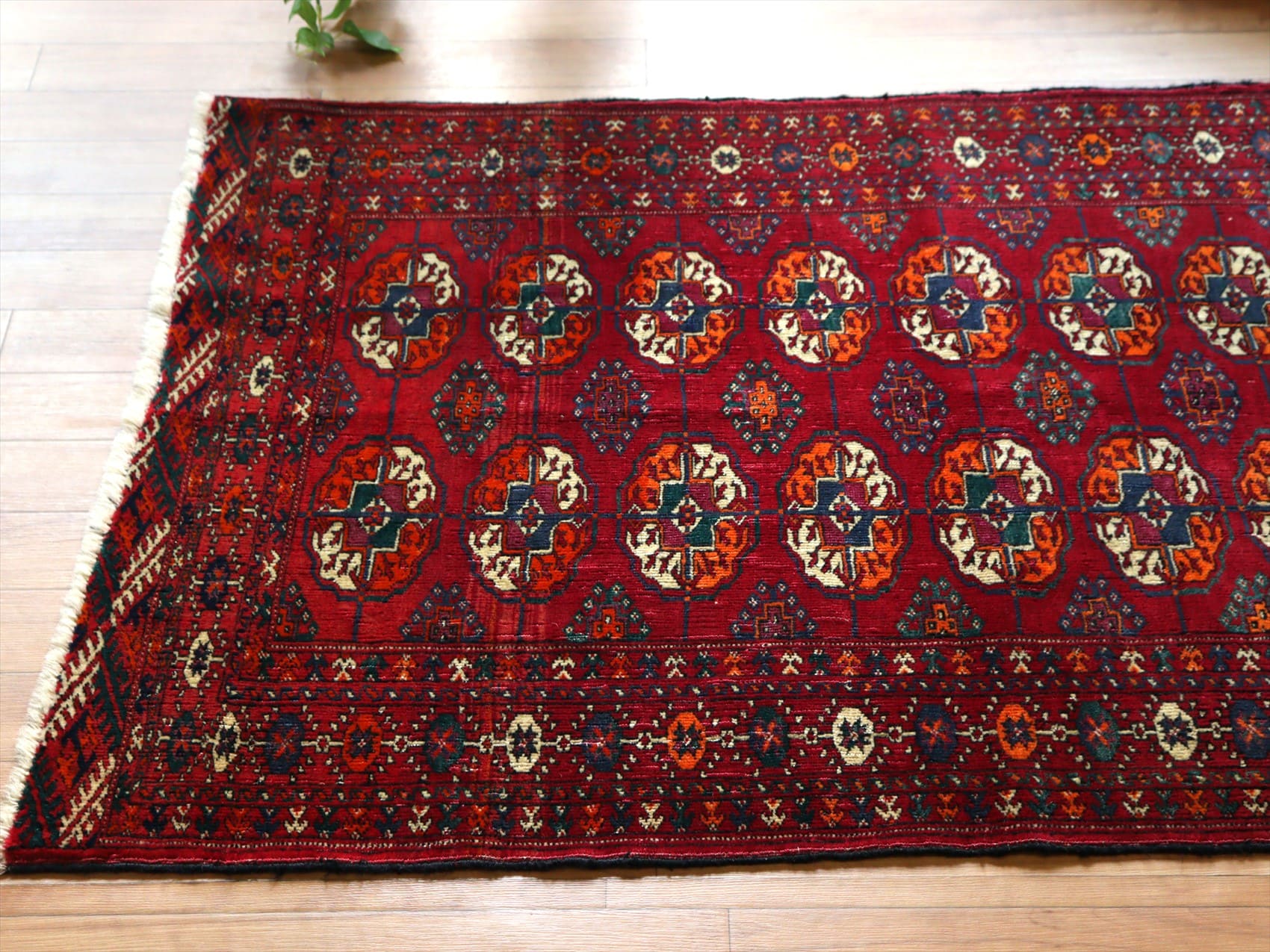 手織り絨毯 トルクメン族118×81cm レッド / ガラタバザール