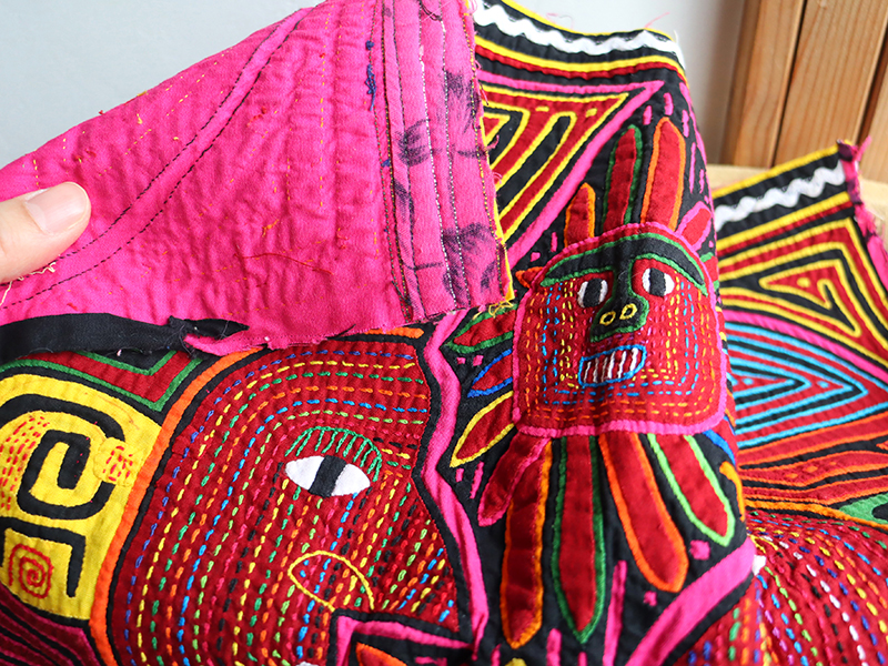モラ MOLA アップリケ 刺繍 民族布 飾り布 50×40cm 太陽と向き合う人