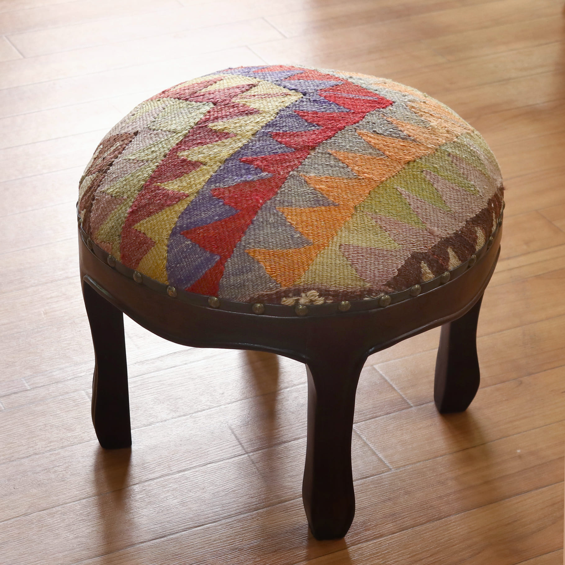 オールドキリムスツール 直径35×H29cm ラウンド イーブルアイ キリム木製家具・スツール・オットマン old kilim stool  ottman wood furniture / ガラタバザール