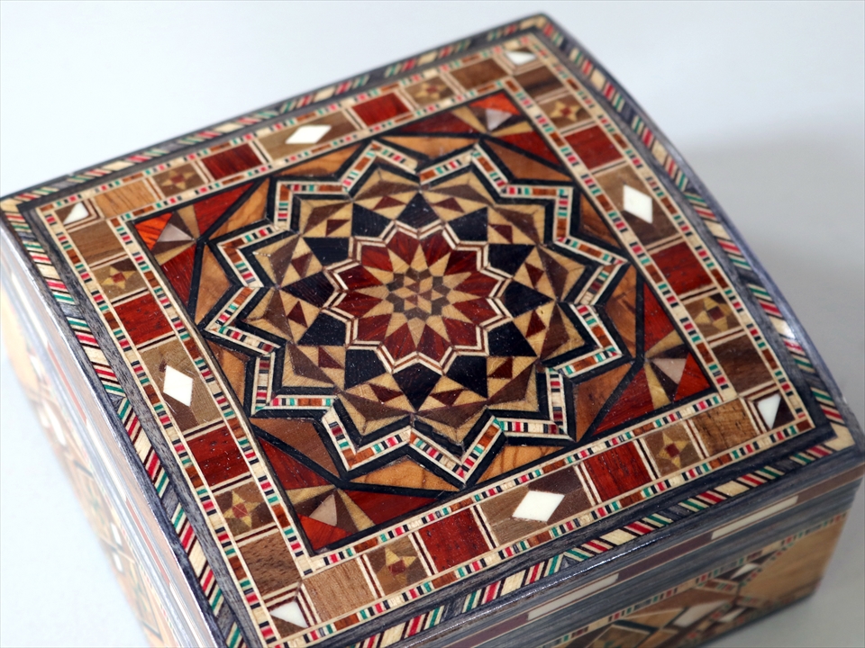 シリア製寄木細工の木製ボックス W12xH6xD12cm Syrian Mosaic Box Square